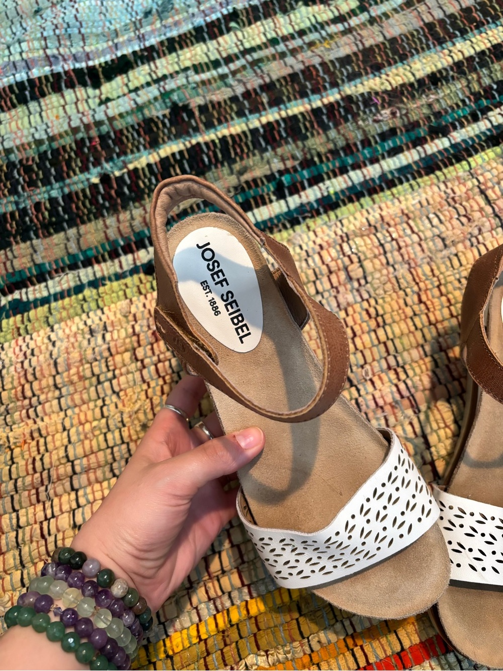 Josef Seibel White and Brown Perforated Slide Sandals like new size 38 / 7.5 - Picture 5 of 10